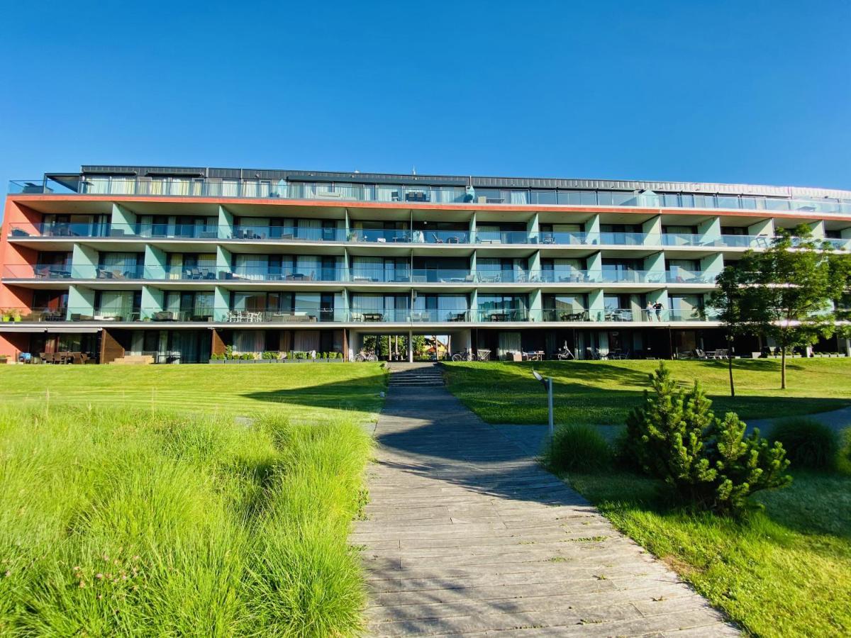 Bl Lakeside Apartman Balatonlelle Exterior photo
